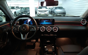 Mercedes Benz  A 200