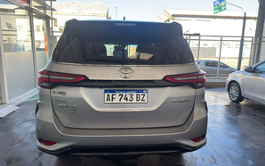 Toyota SW4
