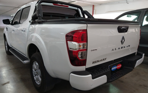 Renault Alaskan