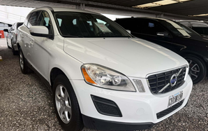 VOLVO XC60 T6 HIGH PACK