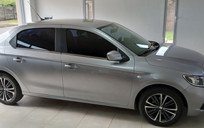 Peugeot 301 Allure Plus 2017