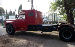 Ford F7000