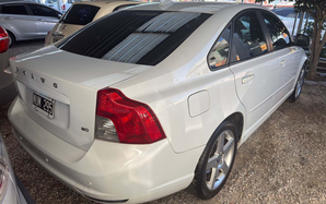Volvo S40