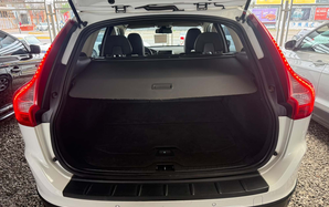 VOLVO XC60 T6 HIGH PACK