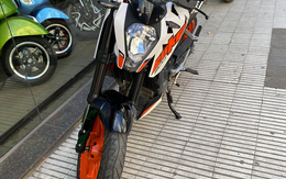 KTM DUKE 200