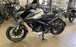 Bajaj Rouser 200 NS