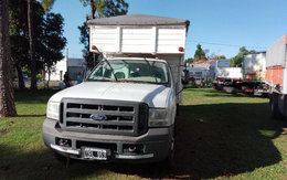 Ford F-4000